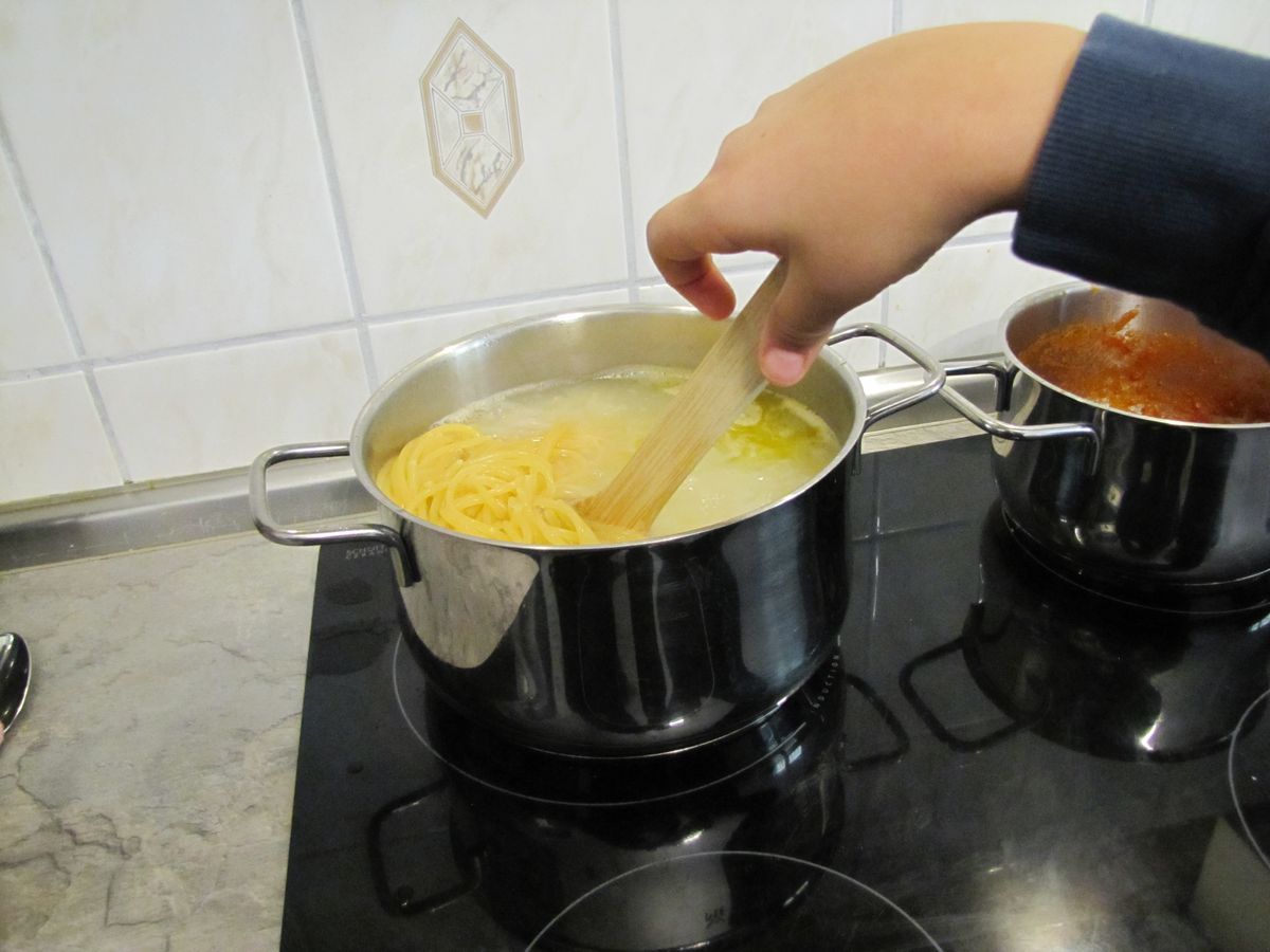 Spaghetti umrühren